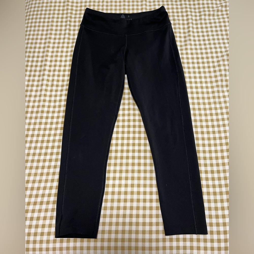 Reebok cropped mid rise leggings